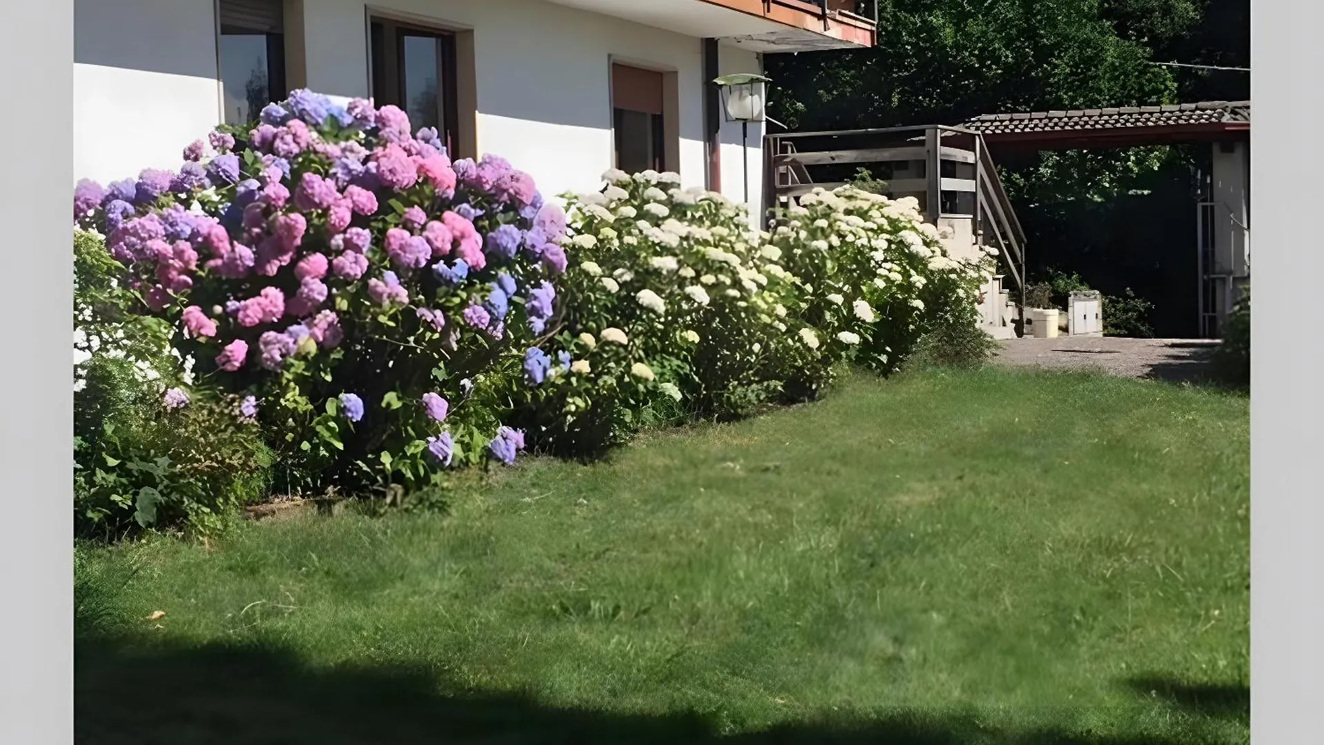 Appartamento Immerso Nel Verde Ланцо-д’Интельви Италия